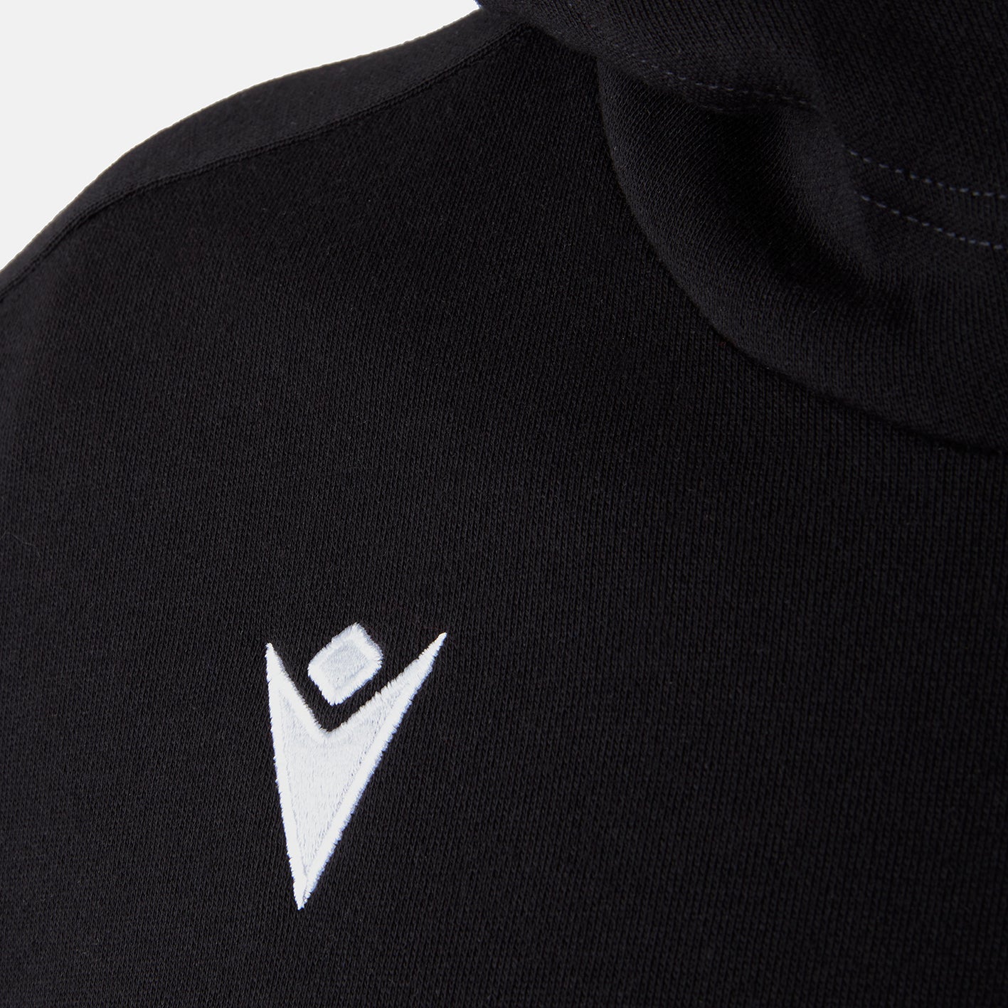 hoodie-lou-rugby-noir-26-27-travel-only-5
