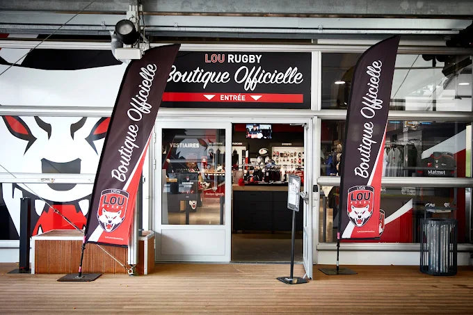 Façade de la boutique officielle du LOU Rugby au Matmut Stadium de Lyon.
